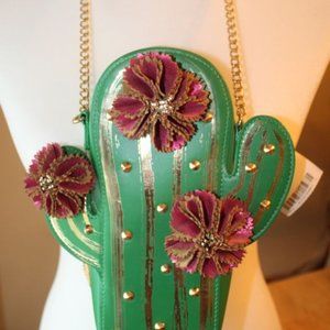 NWT! BETSEY JOHNSON LOOKIN SHARP CACTUS CROSSBODY BAG